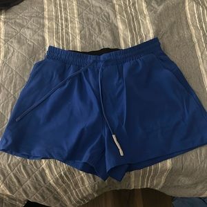 Lululemon | Blue Pool Shorts in Poolside Mens 5 inch Swim Trunks size small